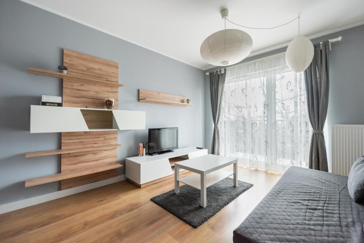 Metro Mlynow Silver Apartment Varšava Exteriér fotografie